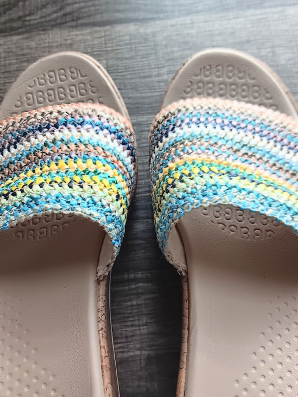 Bzees Multicolor Woven Cork Wedge Sandals - Picture 3 of 6